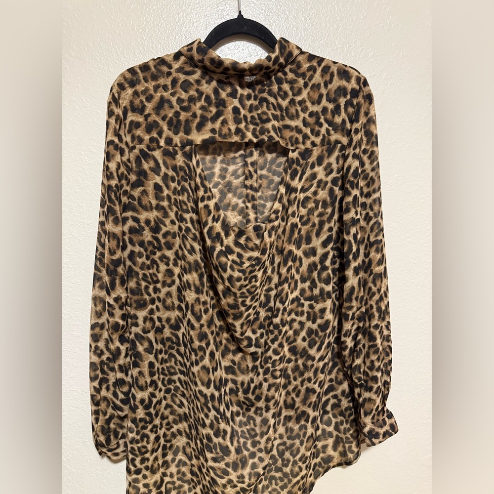No Boundaries Leopard Print Blouse XL Sheer Animal Print Button Long Sleeve Top - Picture 5 of 5